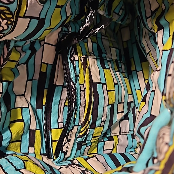 Vera Bradley drawstring shoulder bag - Picture 5 of 8